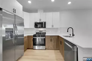 255 Ridge Road 301, Lyndhurst Township, NJ 07071 - Photo 11