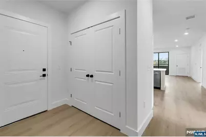 255 Ridge Road 301 #301, Lyndhurst Township, NJ 07071 - Photo 9