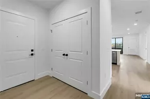 255 Ridge Road 301, Lyndhurst Township, NJ 07071 - Photo 9