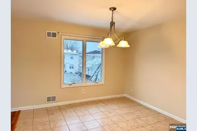 57 Franklin Street 2nd Floor #2nd floor, Elmwood Park, NJ 07407 - Photo 9