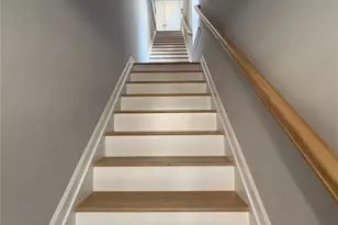 27 Isabella Ave 2nd Fl, Newark, NJ 07106 - Photo 1