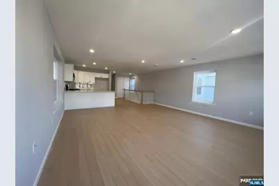 29 Isabella Avenue 2nd Fl #2nd Fl, Newark, NJ 07106 - Photo 7