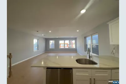 29 Isabella Avenue 2nd Fl #2nd Fl, Newark, NJ 07106 - Photo 11