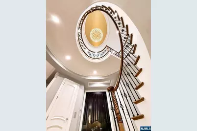 114 Bellaire Drive, Demarest, NJ 07627 - Photo 5