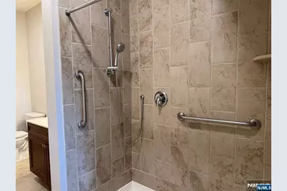 523 Bushes Lane 523 #523, Elmwood Park, NJ 07407 - Photo 13