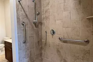 523 Bushes Ln 523, Elmwood Park, NJ 07407 - Photo 13