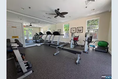 523 Bushes Lane 523 #523, Elmwood Park, NJ 07407 - Photo 17