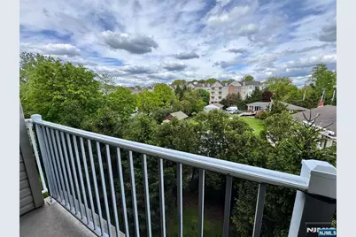 523 Bushes Lane 523 #523, Elmwood Park, NJ 07407 - Photo 9