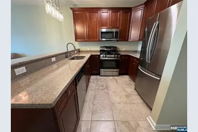 523 Bushes Lane 523 #523, Elmwood Park, NJ 07407 - Photo 5