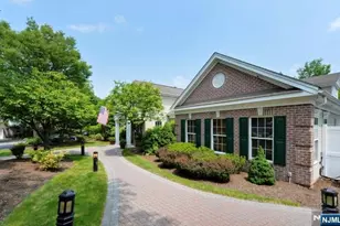 109 Four Seasons Dr 109, Wayne, NJ 07470 - Photo 29