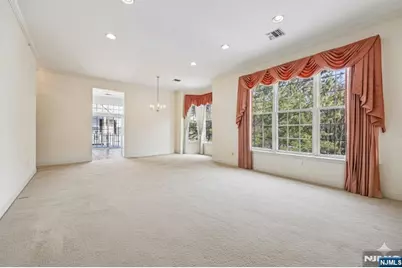 109 Four Seasons Drive 109 #109, Wayne, NJ 07470 - Photo 7