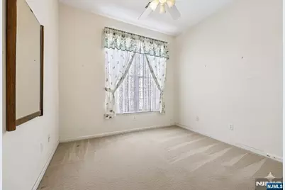 109 Four Seasons Drive 109 #109, Wayne, NJ 07470 - Photo 19