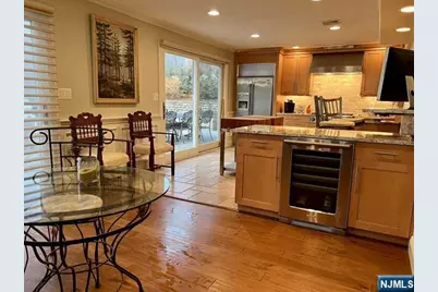 132 Lakeshore Drive, Oakland, NJ 07436 - Photo 15