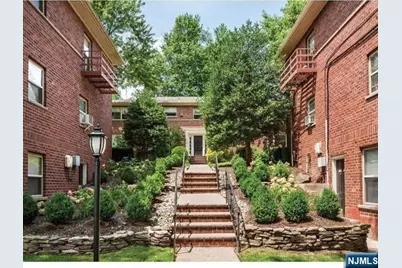 280-320 Oak Street 304C #304C, Ridgewood, NJ 07450 - Photo 15