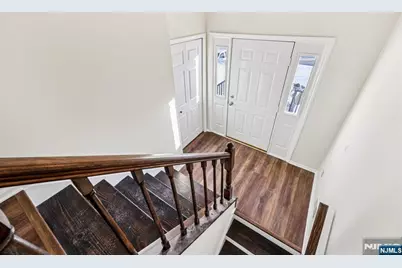 1075 Ash Drive, Mahwah, NJ 07430 - Photo 3
