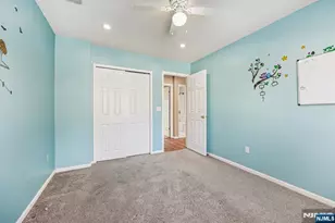 1075 Ash Dr, Mahwah, NJ 07430 - Photo 29