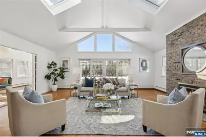 369 W Saddle River Road, Upper Saddle River, NJ 07458 - Photo 11