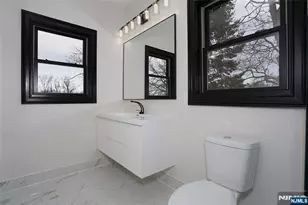 592 Fermery Dr, New Milford, NJ 07646 - Photo 27