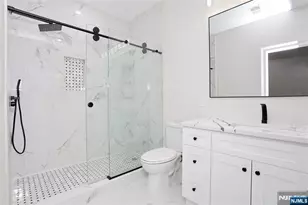 592 Fermery Dr, New Milford, NJ 07646 - Photo 37