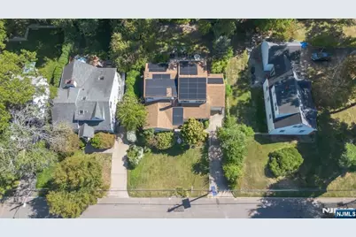 766 7th Avenue, River Edge, NJ 07661 - Photo 23