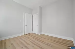 130 Wilkinson Ave 2, Jersey City, NJ 07305 - Photo 27