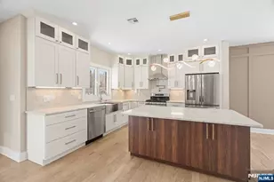 12-41 Western Dr, Fair Lawn, NJ 07410 - Photo 9