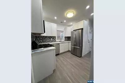 811 13th Street, Newark, NJ 07108 - Photo 1