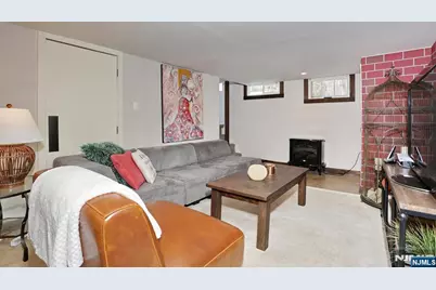 2 Maysenger Road, Mahwah, NJ 07430 - Photo 33