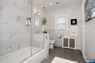 2 Maysenger Rd, Mahwah, NJ 07430 - Photo 23