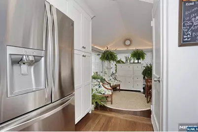 2 Maysenger Road, Mahwah, NJ 07430 - Photo 17