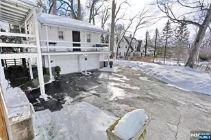 2 Maysenger Rd, Mahwah, NJ 07430 - Photo 47