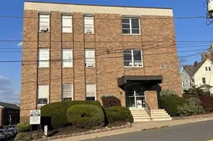 135 Fort Lee Road 207, Leonia, NJ 07605 - Photo 1