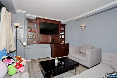 277 Prospect Avenue 18H #18H, Hackensack, NJ 07601 - Photo 17