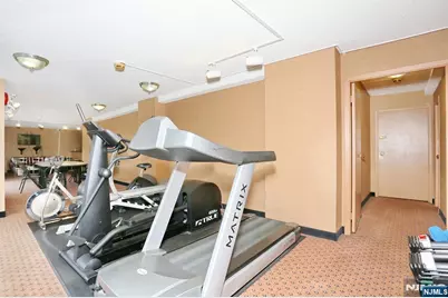 277 Prospect Avenue 18H #18H, Hackensack, NJ 07601 - Photo 33