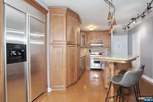 277 Prospect Ave 18H, Hackensack, NJ 07601 - Photo 11