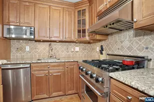 277 Prospect Ave 18H, Hackensack, NJ 07601 - Photo 7