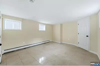 72 13th Street, Newark, NJ 07107 - Photo 31