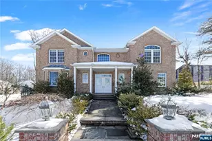 365 Forest Dr, Englewood Cliffs, NJ 07632 - Photo 1