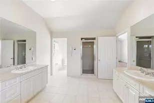 365 Forest Dr, Englewood Cliffs, NJ 07632 - Photo 23