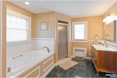 7 Wayland Drive, Verona, NJ 07044 - Photo 19