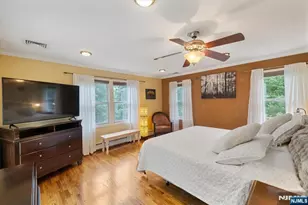 19 Elm St, Wanaque, NJ 07420 - Photo 9