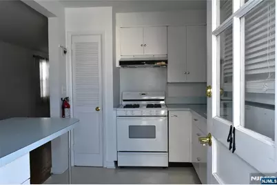 41 Elmwood Terrace 41 #41, Elmwood Park, NJ 07407 - Photo 19