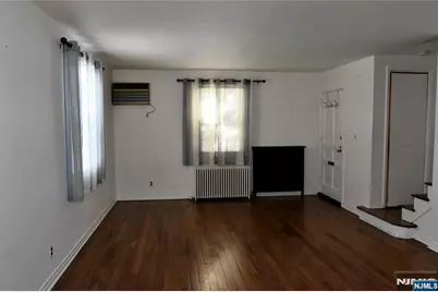 41 Elmwood Terrace 41 #41, Elmwood Park, NJ 07407 - Photo 9