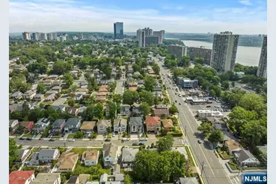 211 Warwick Avenue 1 #1, Fort Lee, NJ 07024 - Photo 43