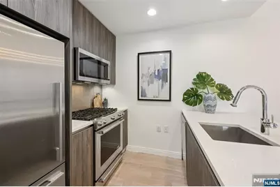 160 1st Street 1013 #1013, Jersey City, NJ 07302 - Photo 11