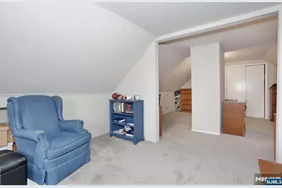 46 Knollwood Drive, Paramus, NJ 07652 - Photo 29