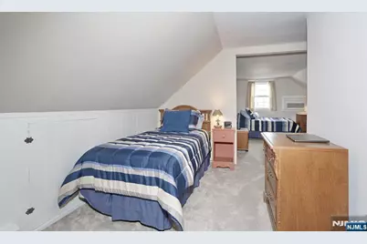 46 Knollwood Drive, Paramus, NJ 07652 - Photo 27