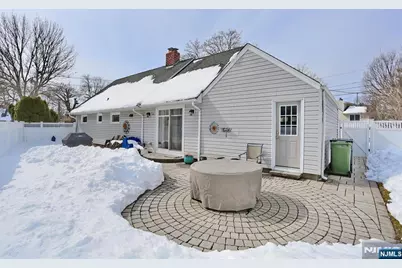 46 Knollwood Drive, Paramus, NJ 07652 - Photo 31