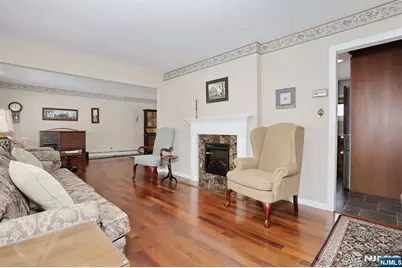 46 Knollwood Drive, Paramus, NJ 07652 - Photo 3