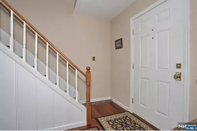 46 Knollwood Drive, Paramus, NJ 07652 - Photo 23